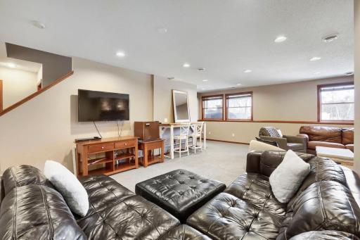 22171 Jason Ave N - Web Quality - 015 - 11 Family Room.jpg