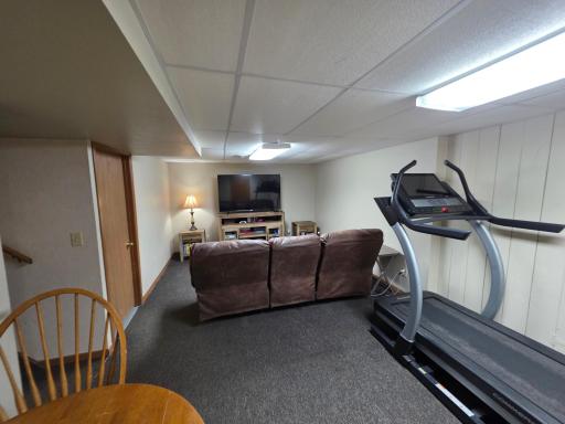 617 S Hiawatha Avenue, Pipestone, MN 56164
