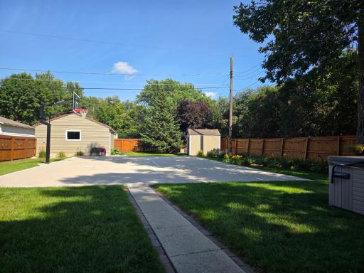 617 S Hiawatha Avenue, Pipestone, MN 56164