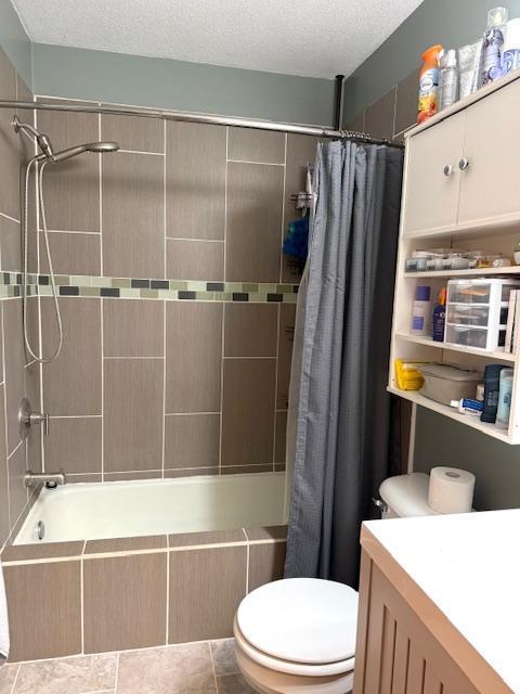 Main Level Bath..view 1