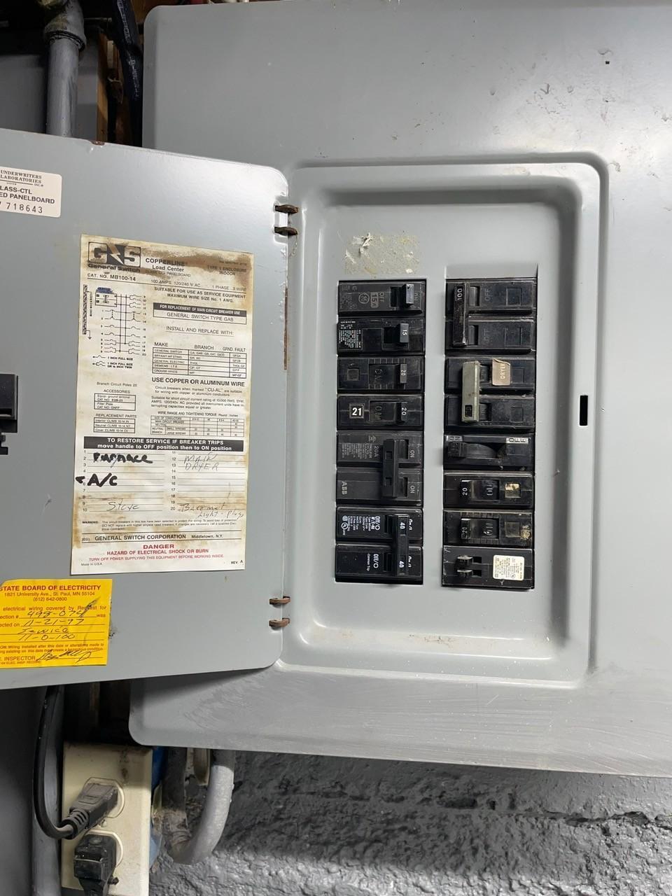 100 amp electrical with breakers