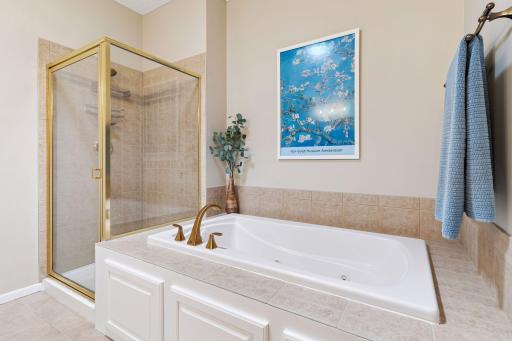 Relax in the jetted bathtub and enjoy the convenience of a separate tiled shower.