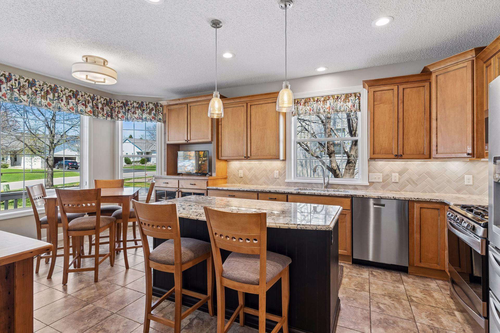 Enjoy stainless steel appliances from Kenmore Elite and Whirlpool.