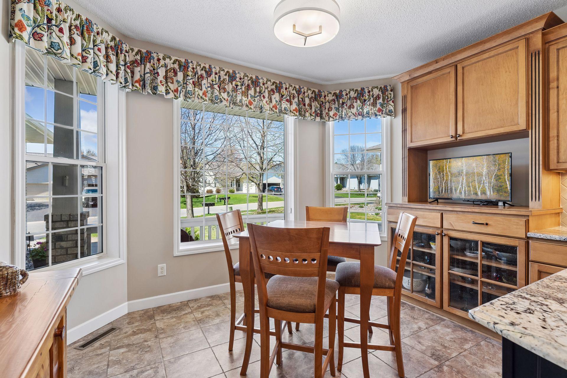 Enjoy relaxing morning breakfasts or casual dinners in the informal dining room.