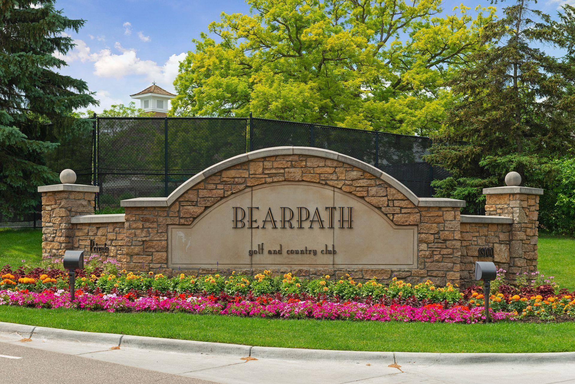 Perfectly located near numerous award-winning golf courses including Bearpath and Hazeltine National Golf Club.