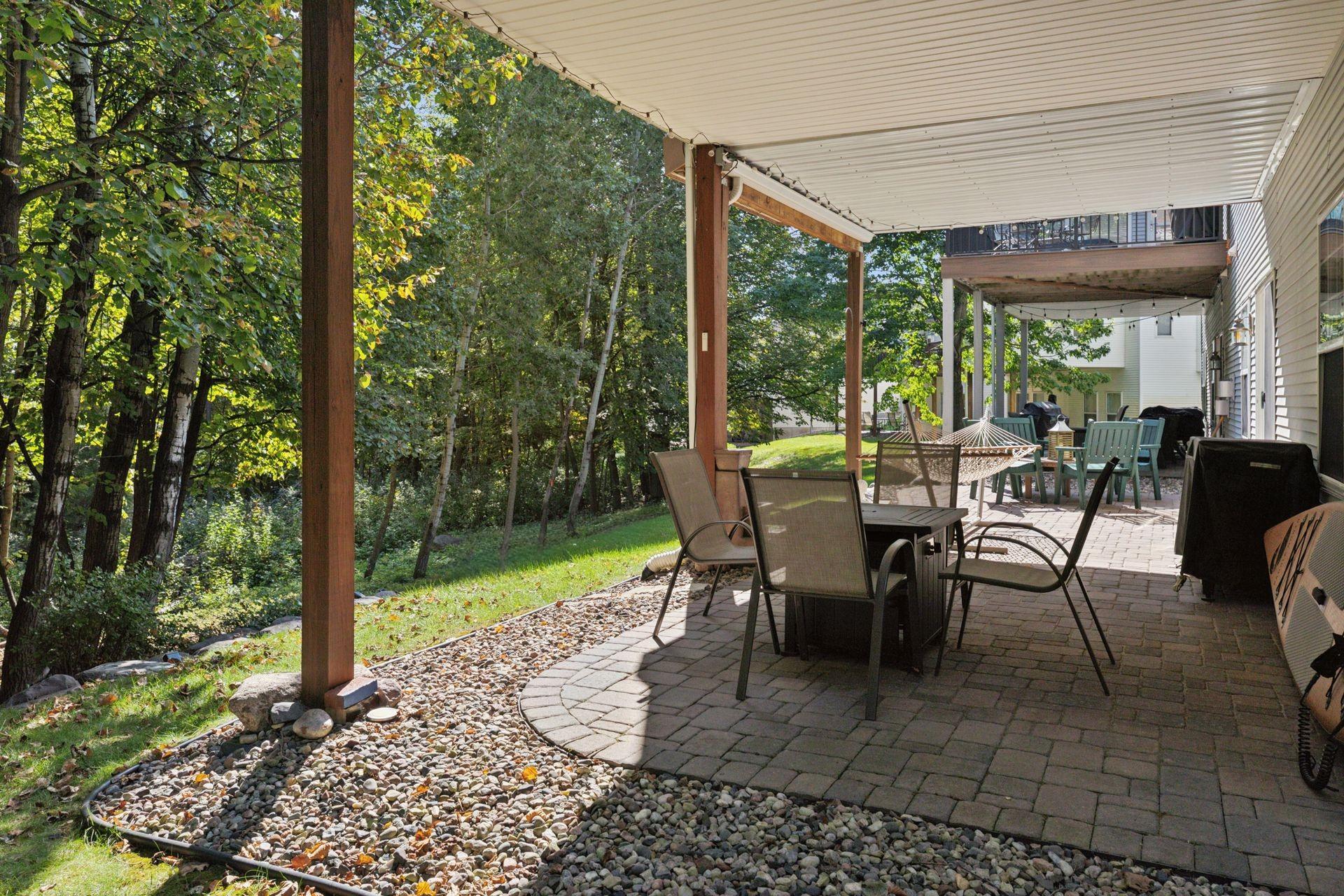 Set against a backdrop of mature white birch trees, this setting is tranquil and relaxing.