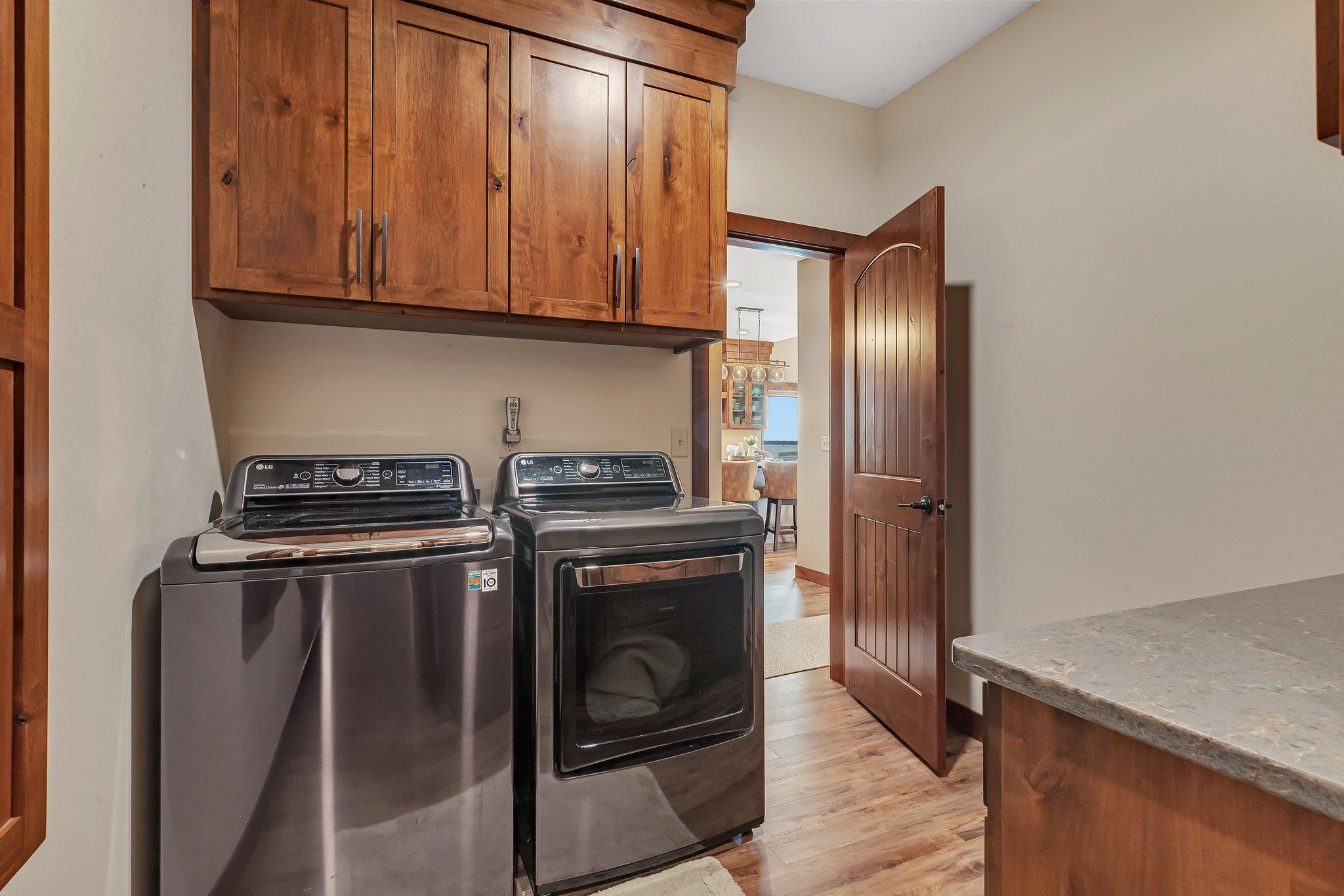 39 Main Floor Laundry.jpg