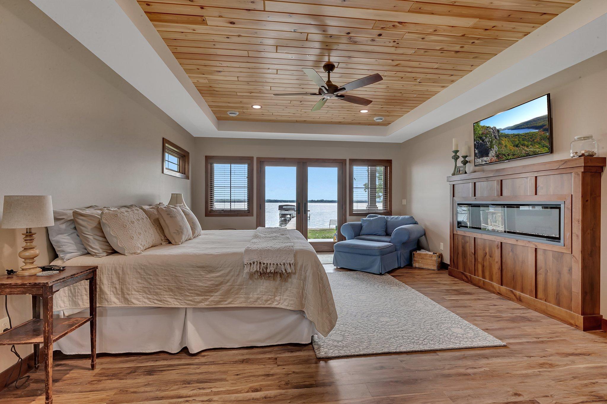 31 Treyed Pine T&G.jpg