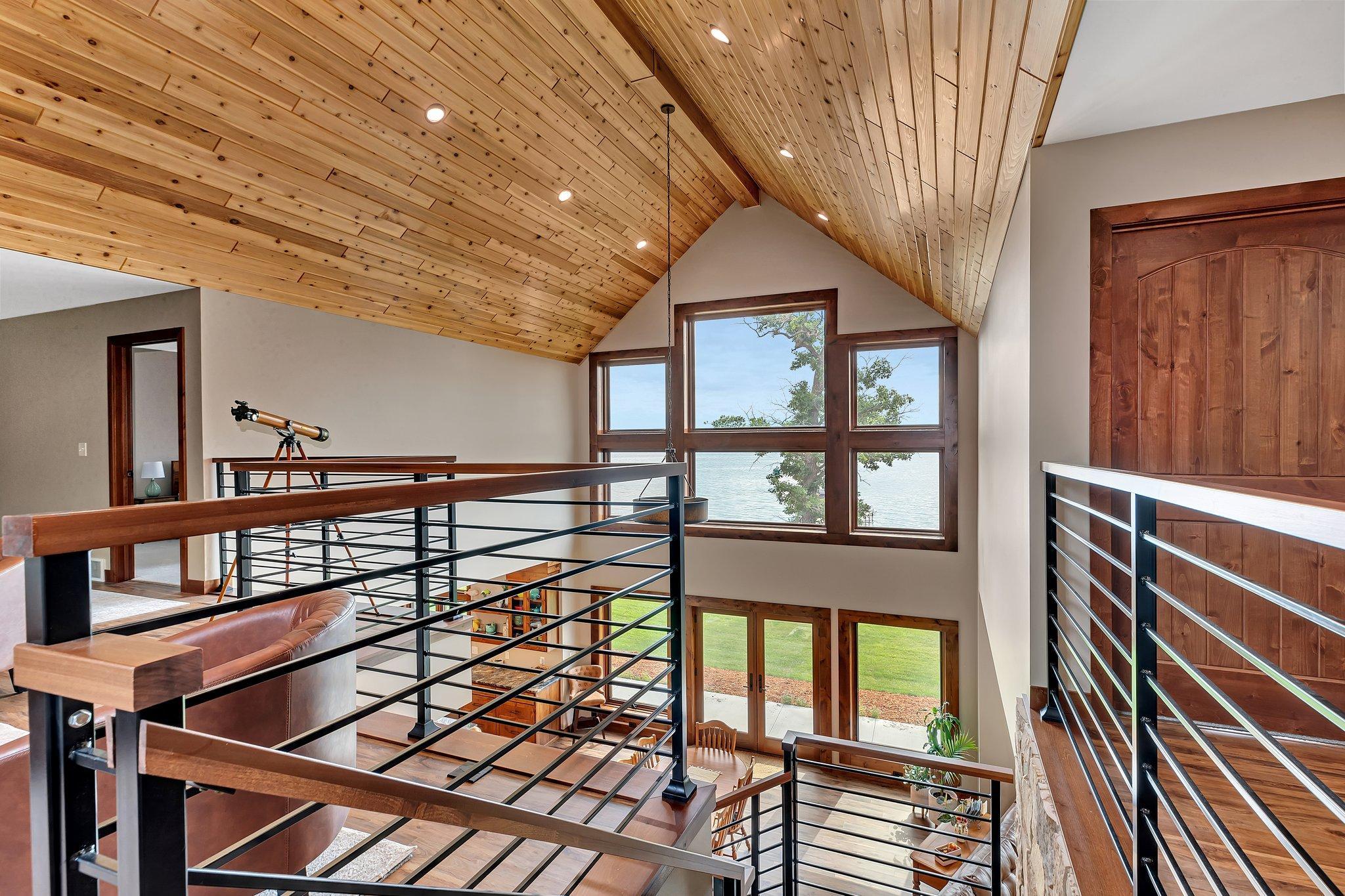 43 Custom Metal and Wood Railing.jpg