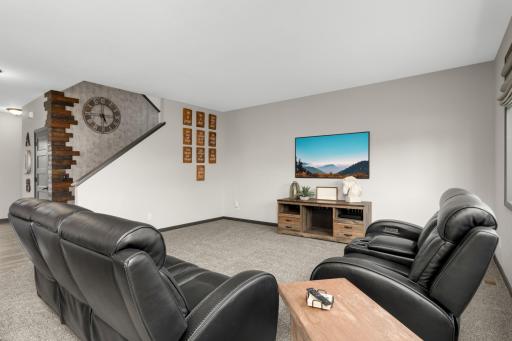 7751 Mackenzie Avenue NE, Elk River, MN 55330