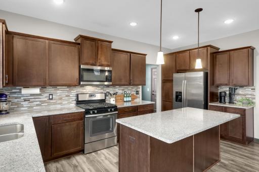 7751 Mackenzie Avenue NE, Elk River, MN 55330