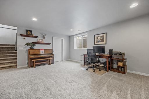3037 Prairie Farms Circle S, Fargo, ND 58104