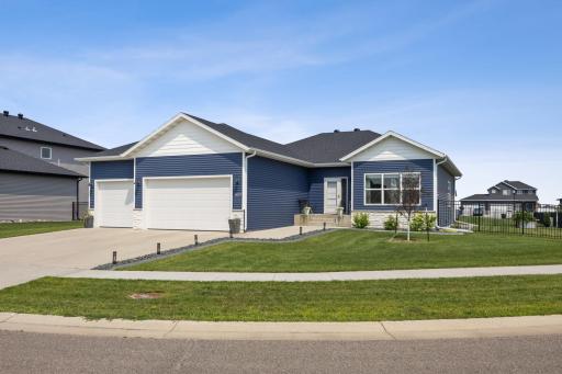 3037 Prairie Farms Circle S, Fargo, ND 58104