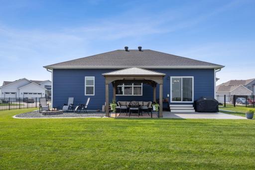 3037 Prairie Farms Circle S, Fargo, ND 58104