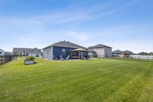 3037 Prairie Farms Circle S, Fargo, ND 58104