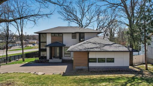 92 Birch Street, Saint Paul, MN 55115