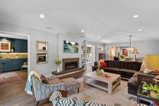 4874 Regents Walk, Excelsior, MN 55331