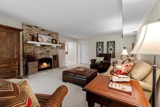 4874 Regents Walk, Excelsior, MN 55331