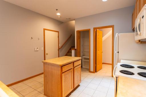 2989 Boulder Ridge Drive NW, Rochester-21.jpg