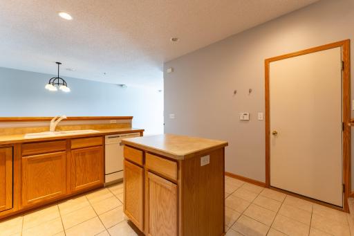 2989 Boulder Ridge Drive NW, Rochester-20.jpg