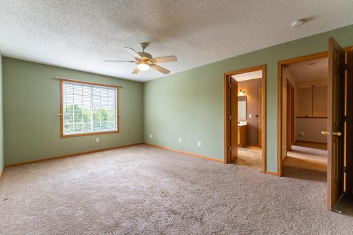 2989 Boulder Ridge Drive NW, Rochester-32.jpg
