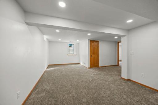 564 Madson Avenue SW, Hutchinson, MN 55350