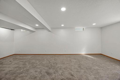 564 Madson Avenue SW, Hutchinson, MN 55350