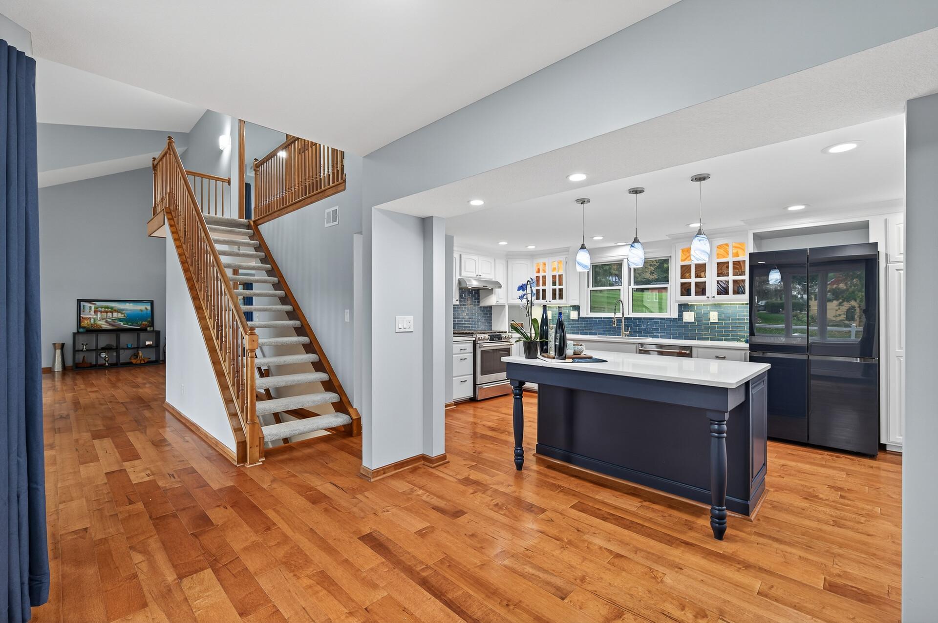 Main Level Eat-in Kitchen