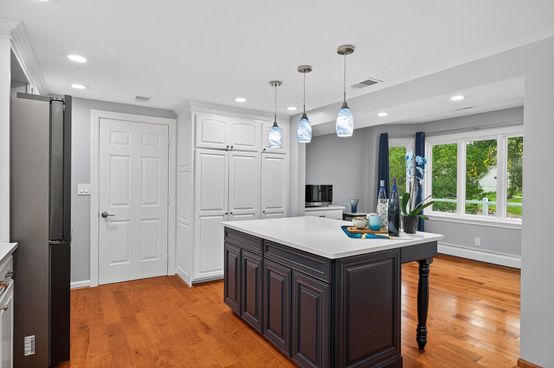 Main Level - Kitchen