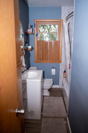 4650 4th Street NE, Minneapolis, MN 55421
