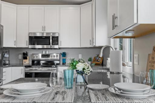 18013 Roberds Lake Boulevard, Faribault, MN 55021