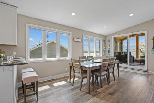 18013 Roberds Lake Boulevard, Faribault, MN 55021