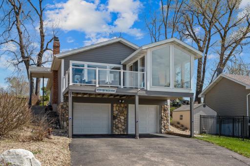 18013 Roberds Lake Boulevard, Faribault, MN 55021