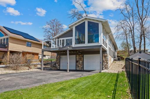 18013 Roberds Lake Boulevard, Faribault, MN 55021