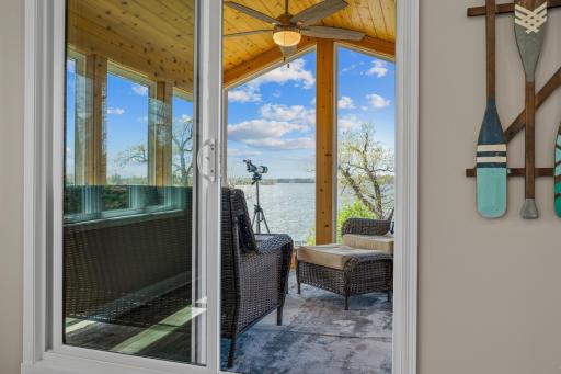 18013 Roberds Lake Boulevard, Faribault, MN 55021