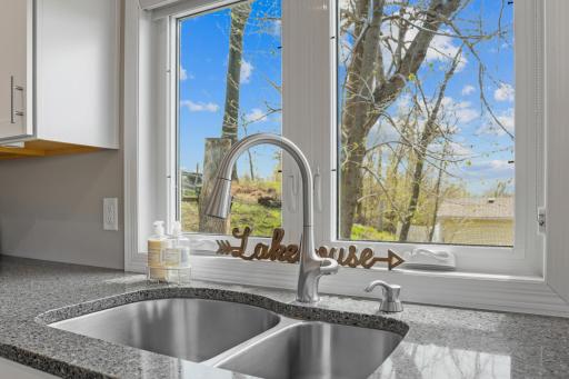 18013 Roberds Lake Boulevard, Faribault, MN 55021