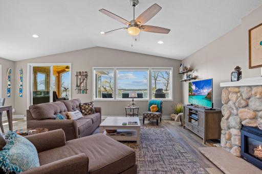 18013 Roberds Lake Boulevard, Faribault, MN 55021