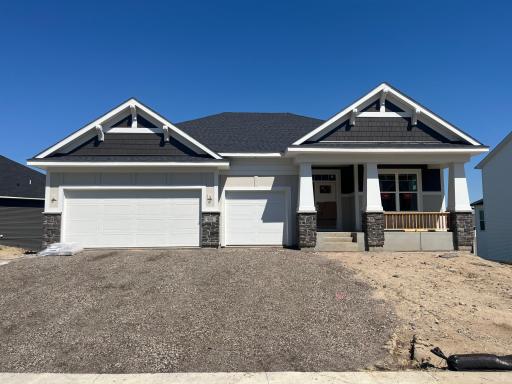 The Langford has just the Ownerâs Suite on the main floor allowing for maximum living and entertaining space for the main level. Two additional bedrooms and the rec room are located in the finished lower level.