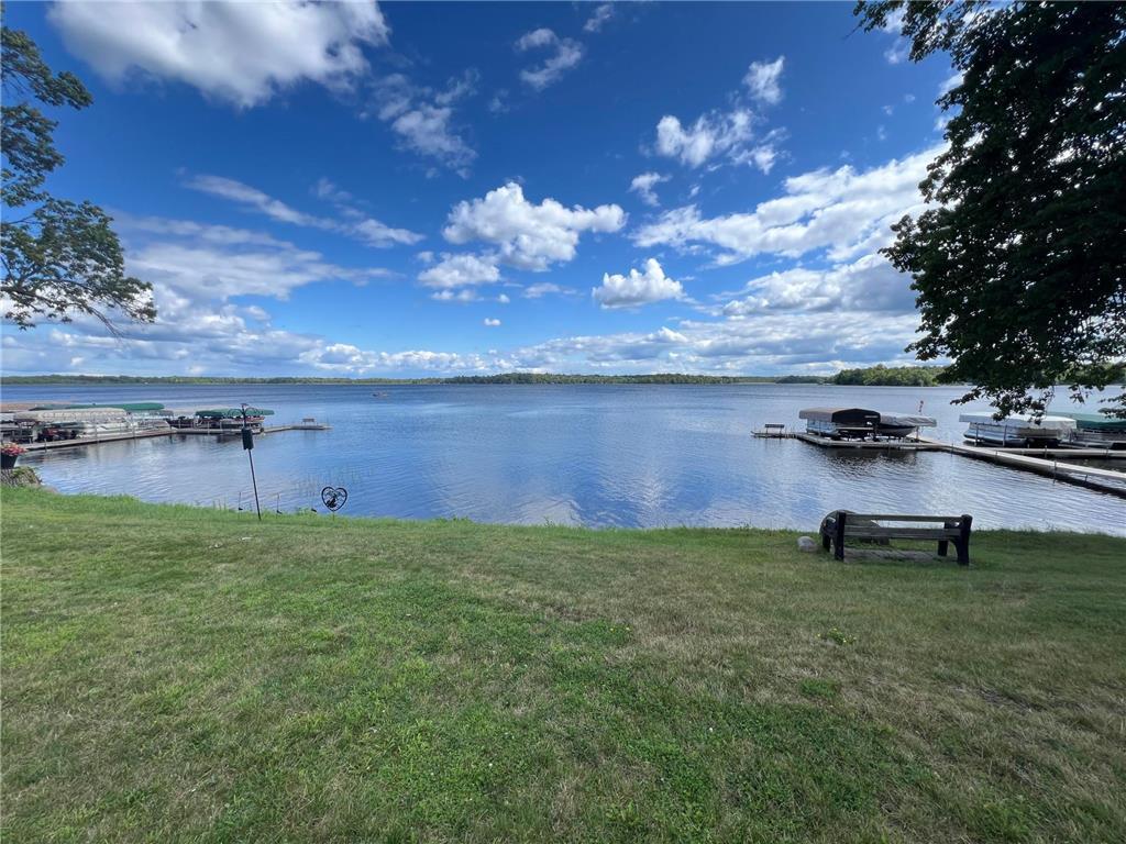 Scenic views of Borden Lake.