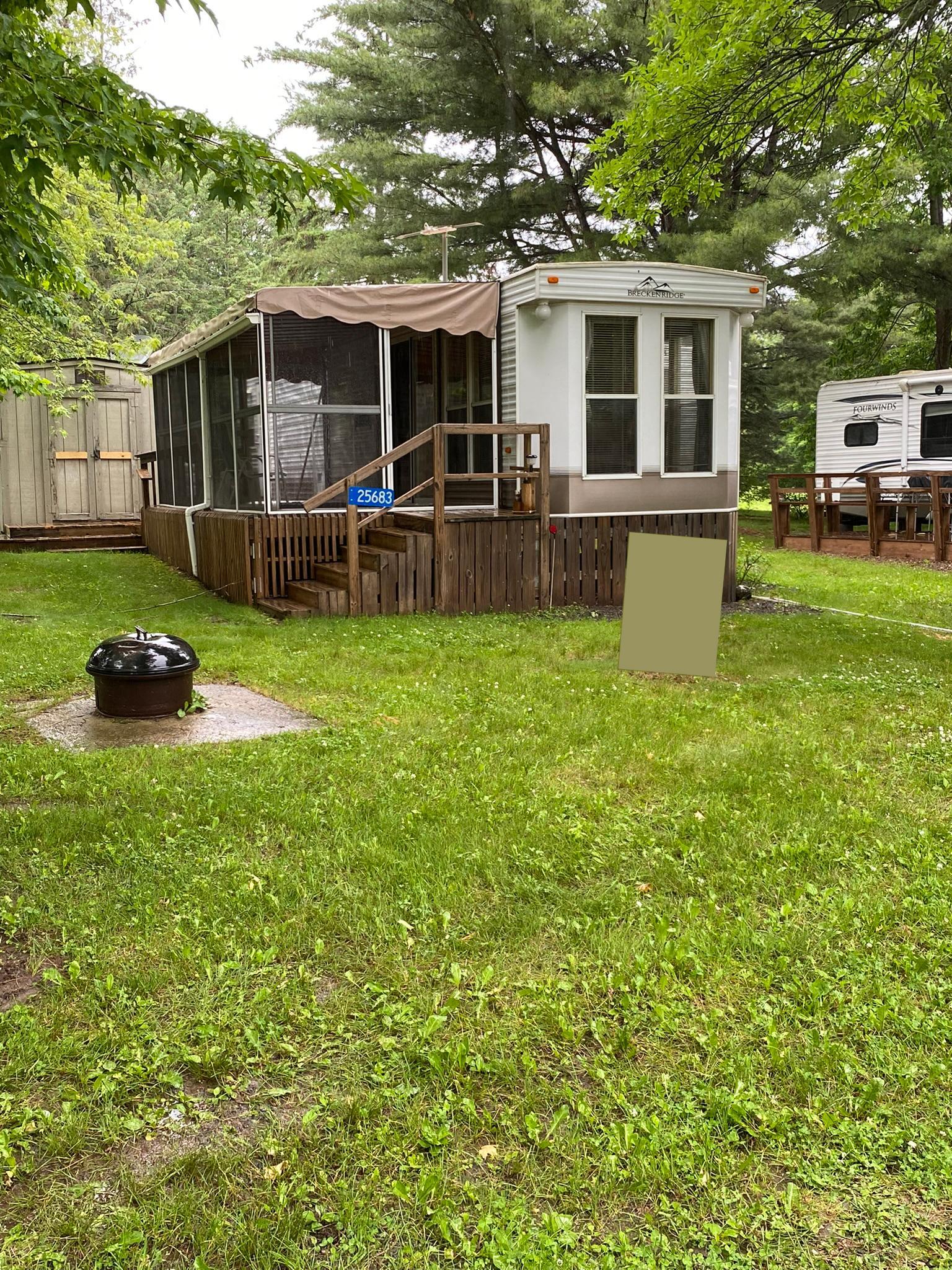 One more view of the park model.