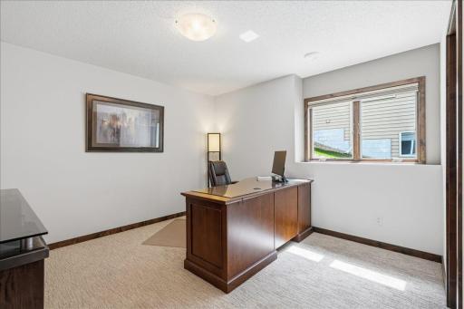 11825 Erskin Circle, Blaine, MN 55449