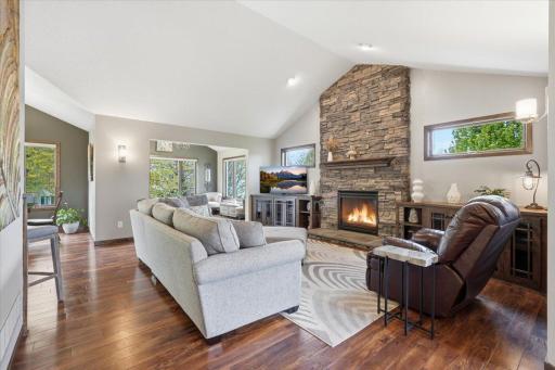 11825 Erskin Circle, Blaine, MN 55449