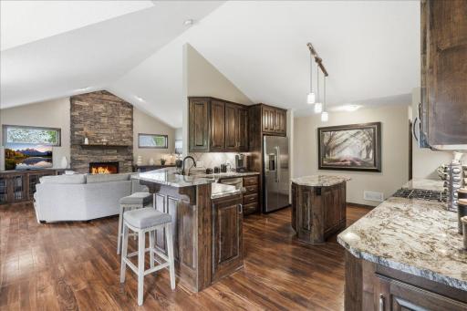11825 Erskin Circle, Blaine, MN 55449