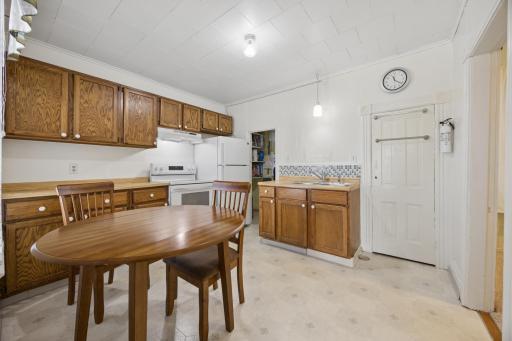 1351 Ames Avenue, Saint Paul, MN 55106