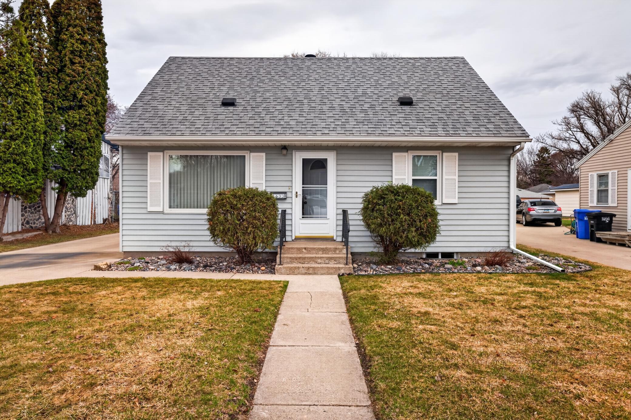 Amdak__1633 10th Ave S Fargo ND_0001.jpg