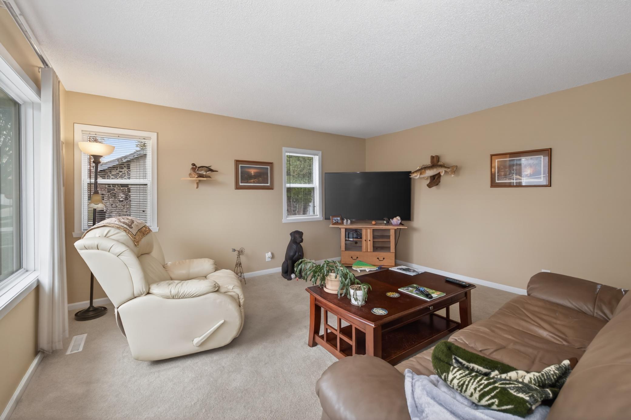 Amdak__1633 10th Ave S Fargo ND_0007.jpg