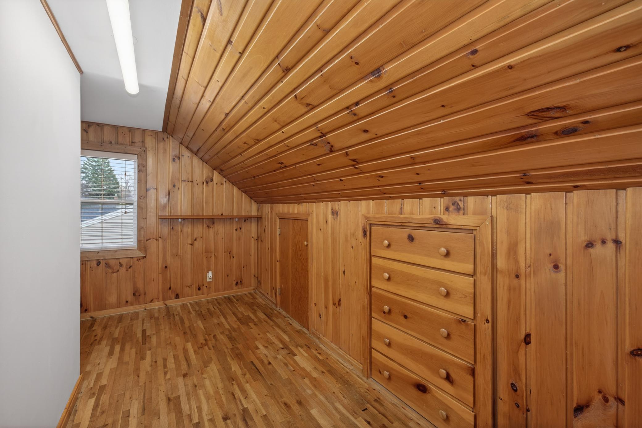 Amdak__1633 10th Ave S Fargo ND_0015.jpg