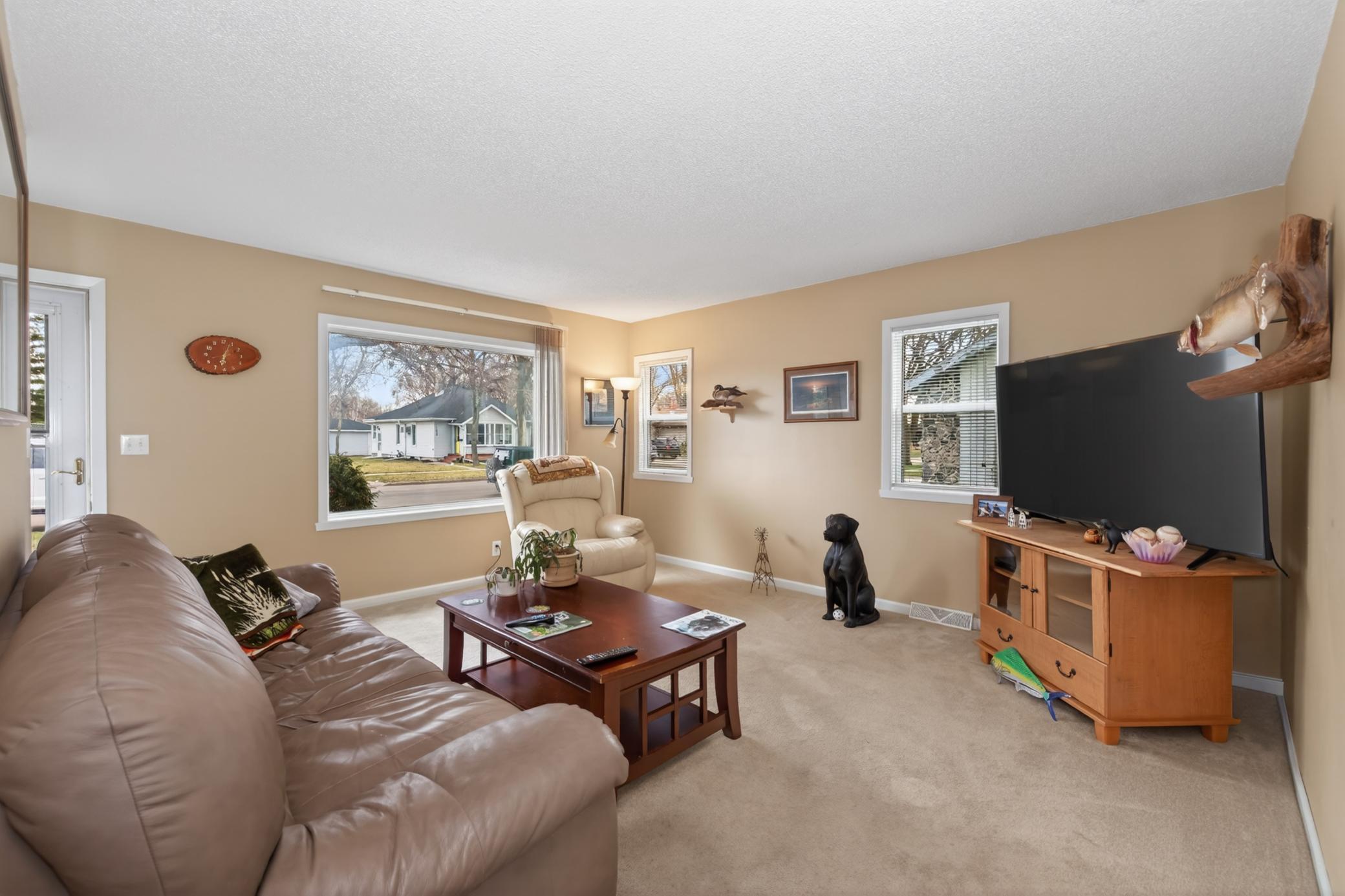 Amdak__1633 10th Ave S Fargo ND_0008.jpg