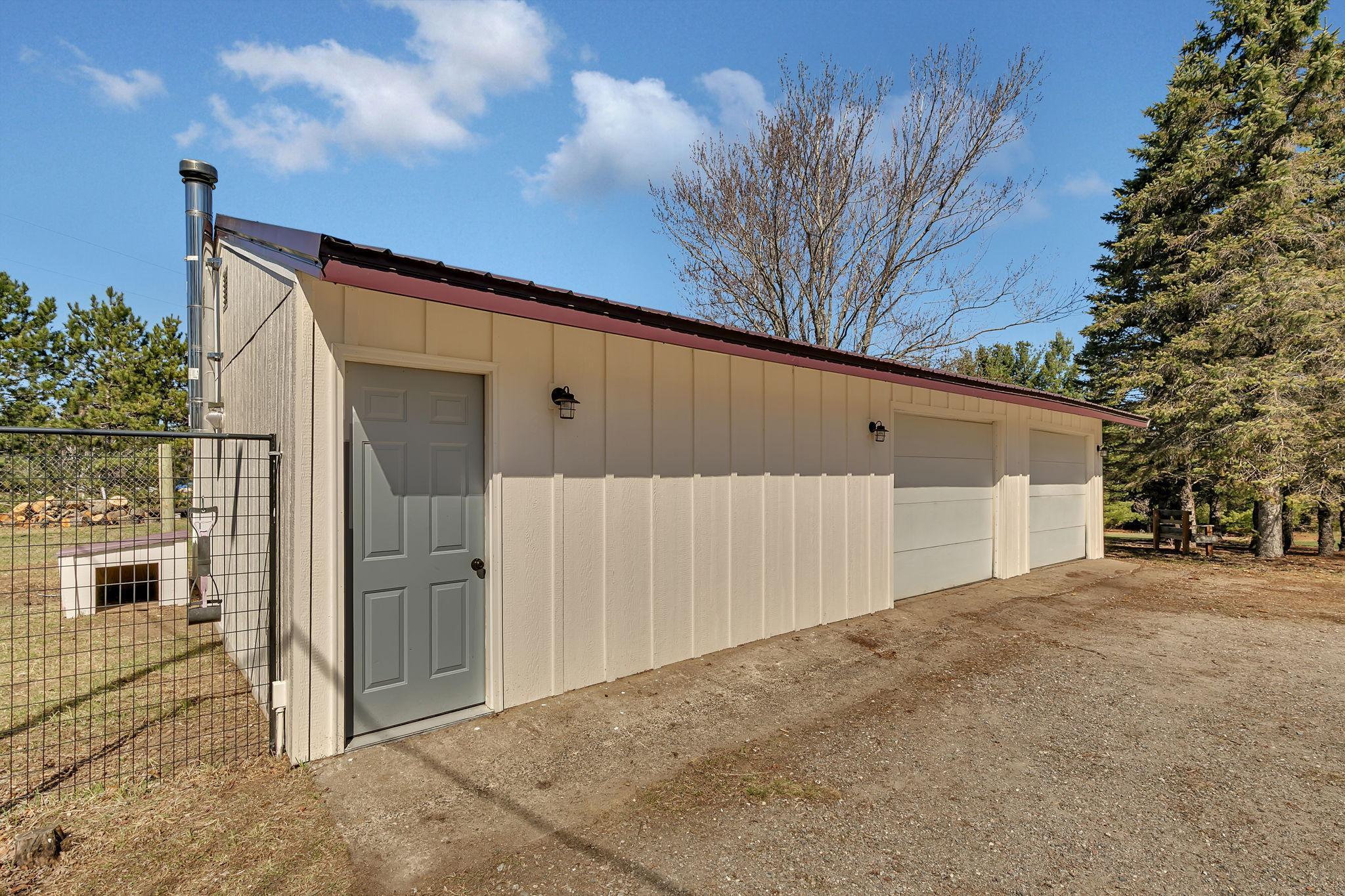 Huge 24X40 Heated Garage