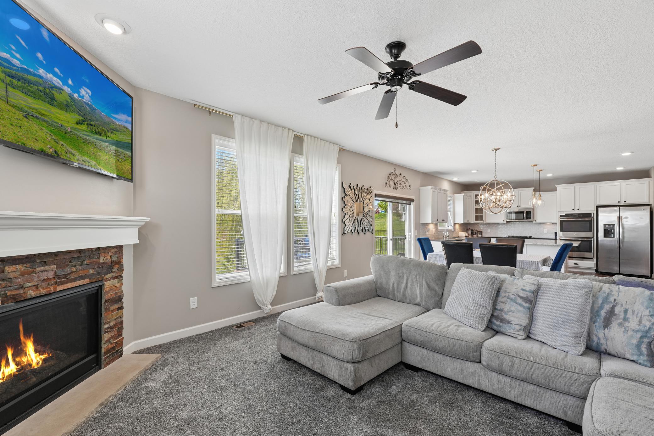 Living room effortlessly flows into kitchen